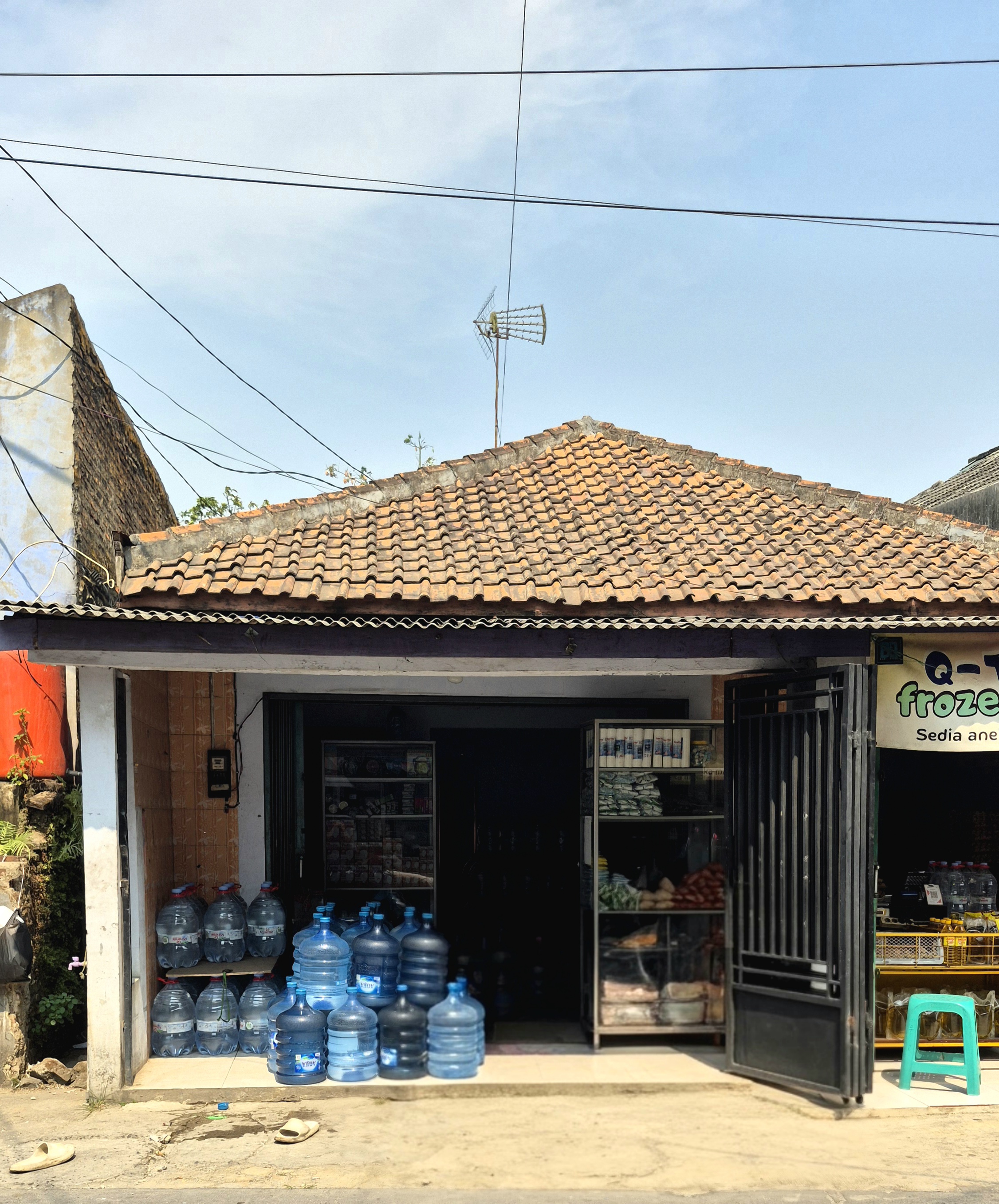 Halaman depan Depot Isi Ulang